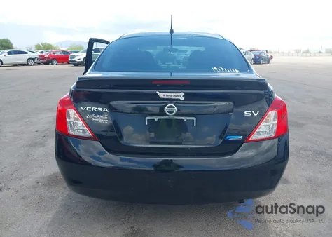 2014 Nissan Versa 1.6 Sv z USA, uszkodzony, nr VIN 3N1CN7APXEL824944